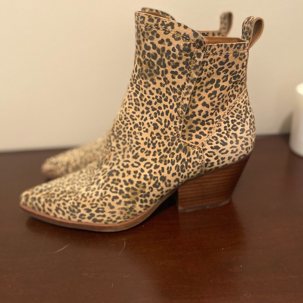 Dolce Vita Sammey Heeled Bootie 8.5